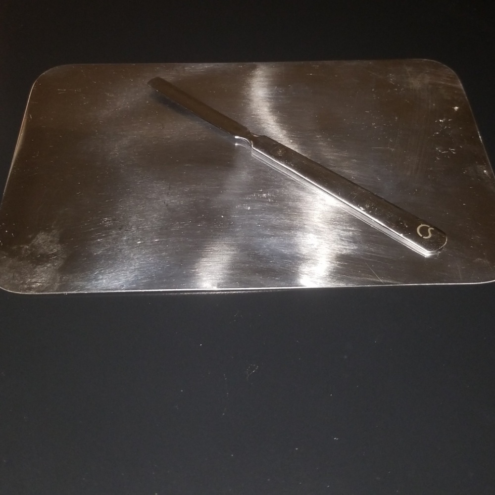 Cinema Secrets Mixing Palette and Spatula